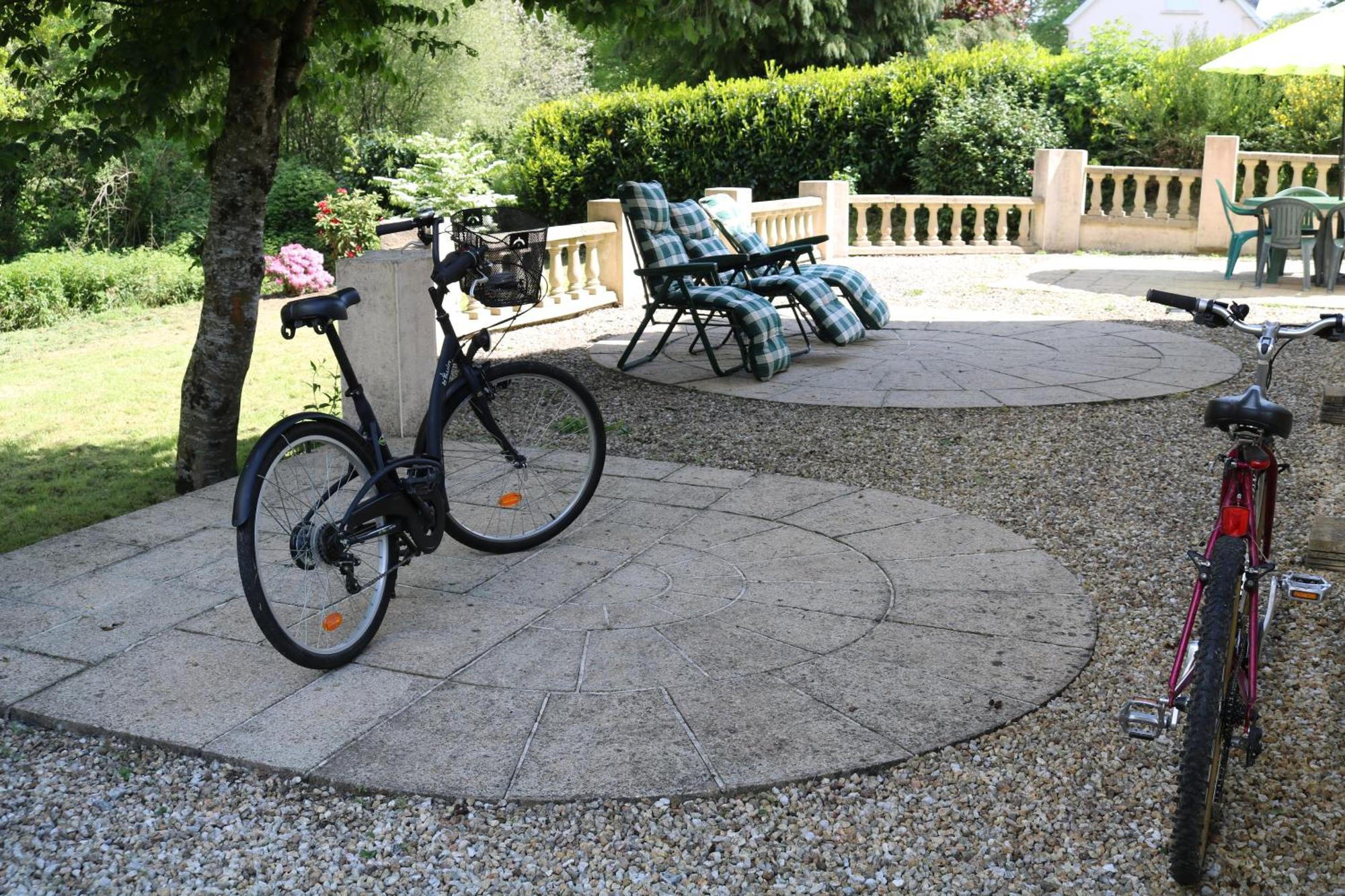 Fontaine Blanche River View, Large Patio & Garden In Central Brittany With Starlink Wifi Treffrin Exterior foto