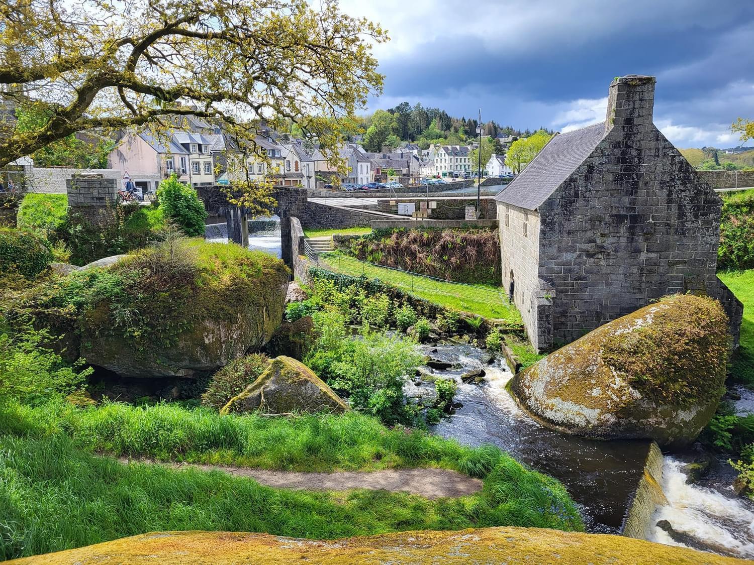 Fontaine Blanche River View, Large Patio & Garden In Central Brittany With Starlink Wifi Treffrin Exterior foto